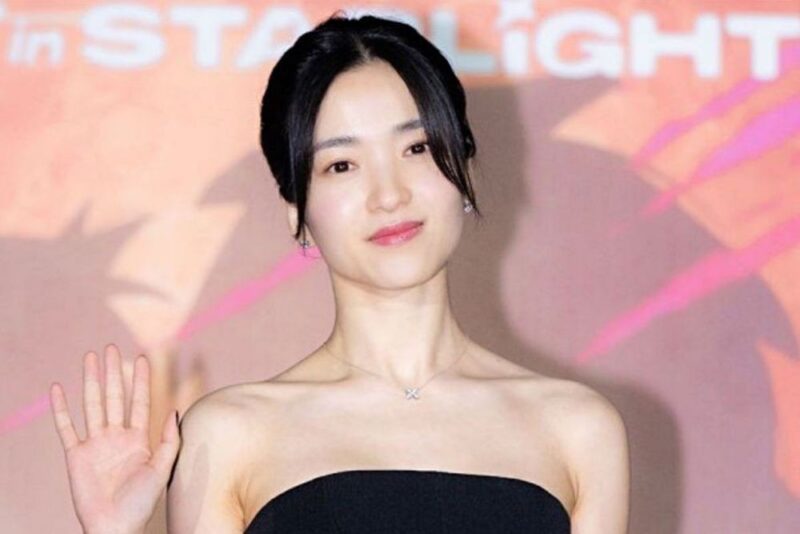 キム・テリ、10年ぶりカンヌ復帰…36歳とは思えない童顔美貌