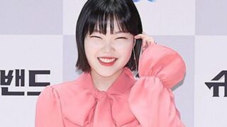 イ・スヒョン、30kg減量後に有名俳優との春デートをキャッチ「美しいものだらけ」