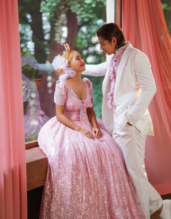 トゥルーディー＆イ・デウン、夫婦の日を迎えラブラブなツーショット公開！変わらぬ仲睦まじさで話題に