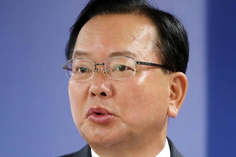 金富謙氏、「李明博カード」で勝負…選挙戦の情勢に波紋