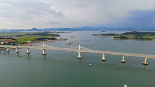「韓国大統領の名を冠した大橋？」開通13年、全長925mの橋に注目集まる