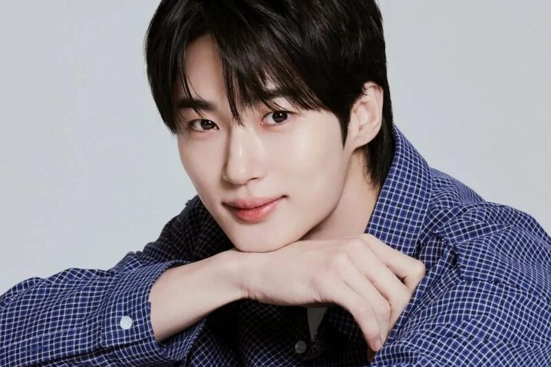 변우석, 동료 무릎 꿇린 '사과' 논란… 파문 확산