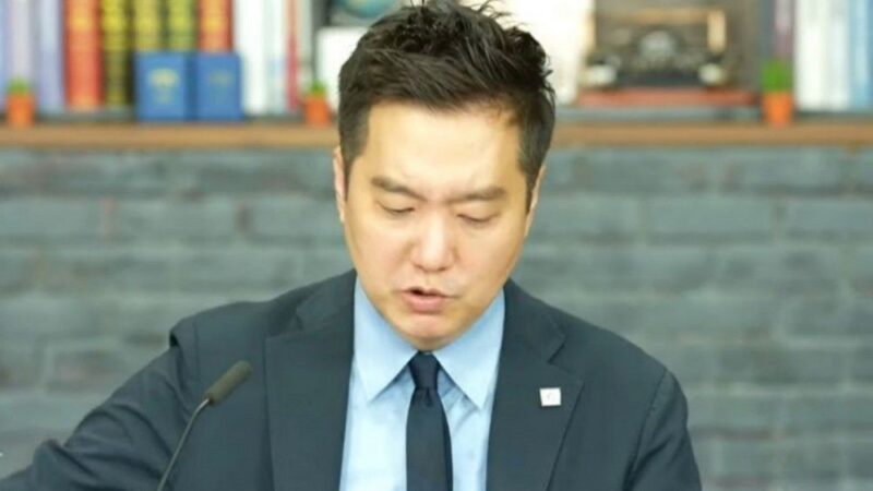 「刑務所から簡単に出られない」ソ・ジェウォン作家、拘束のキム・セウィ氏を痛烈批判