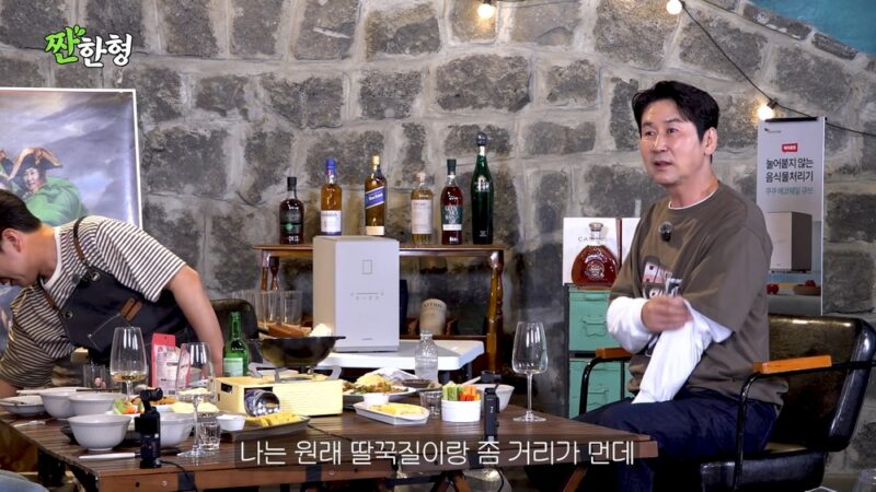 신동엽、「짠한형」開設後初のハプニング「しゃっくりが止まらない」