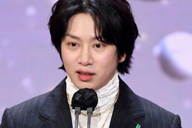 キム・ヒチョル、自爆…芸能界が「焦土化」
