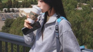 「スタバ騒動」チェ・ジュニ「コーヒーを飲んだだけ」