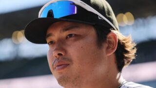 村上宗隆、無念の離脱…ハムストリング負傷で全治4〜6週間　本塁打王争いに痛手