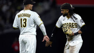 タティスJr.、今季137mの特大弾！開幕56試合目で待望の一発