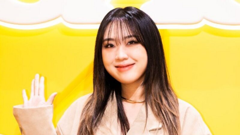 選挙シーズン イ・ヨンジ、赤髪から服装変更か 世論意識？写真は1日で削除