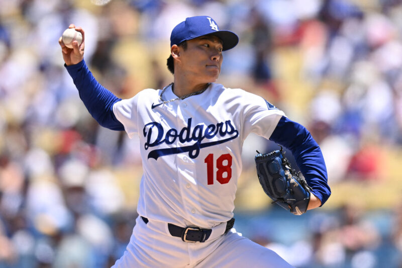 山本由伸、10奪三振でロバーツ監督にバースデー勝利をプレゼント「ABSは良いシステム」