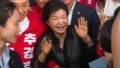 朴槿恵氏が自ら現場へ…周囲は一時騒然、パニック状態に