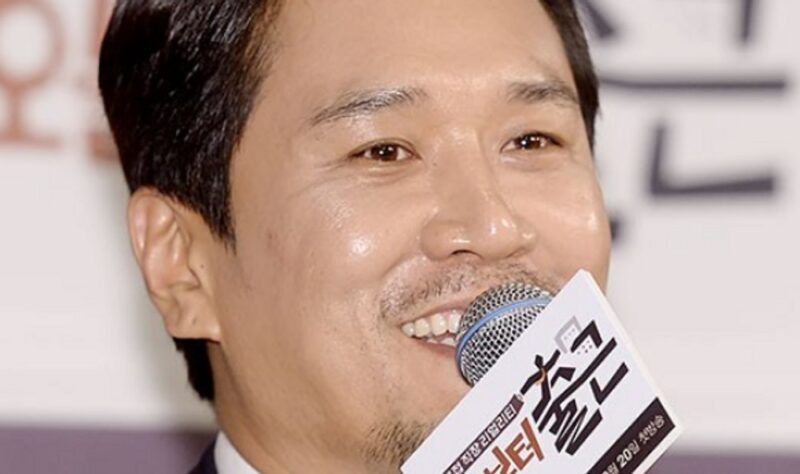 JKキム・ドンウク、イ・ヨンジの「政治色」謝罪に「あれこれ言い訳」と一喝