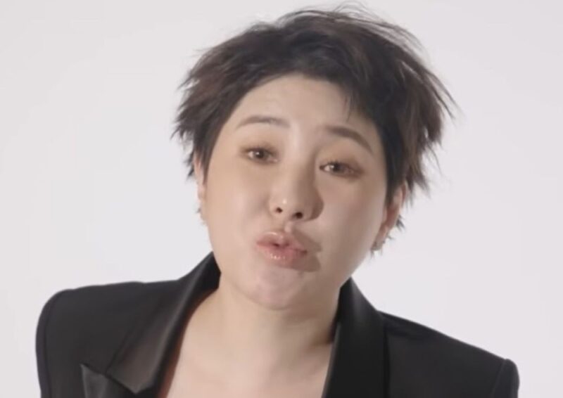 ソ・イニョン、10年ぶりグラビア復帰で露出への懸念…「キンパ食べなきゃよかった」