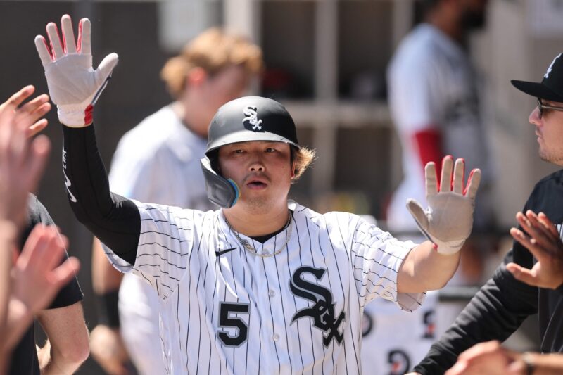 5月までに20本塁打の村上、負傷もAL新人王を受賞