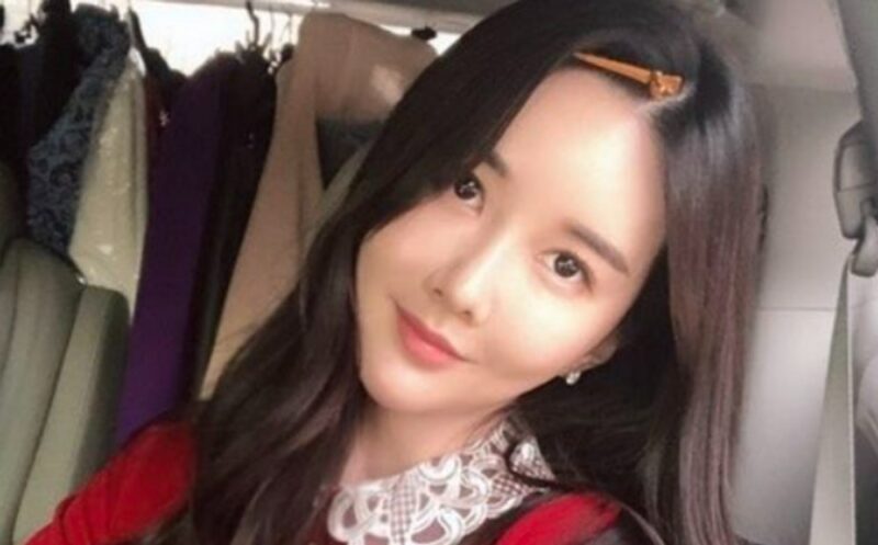 「風俗店勤務説→引退宣言」女優、突然の“再始動”発表…「実は女優でした」