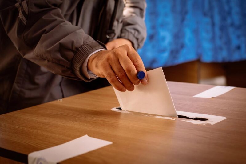「不正選挙は無効だ！」…緊迫するソウルの街、高まる緊張感