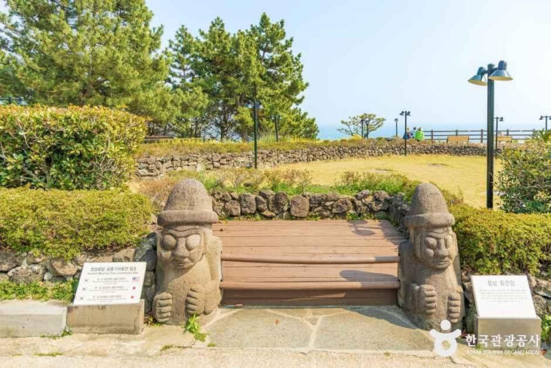 1999年から変わらぬ絶景、済州島で絶対行くべき「聖地ベンチ」の旅