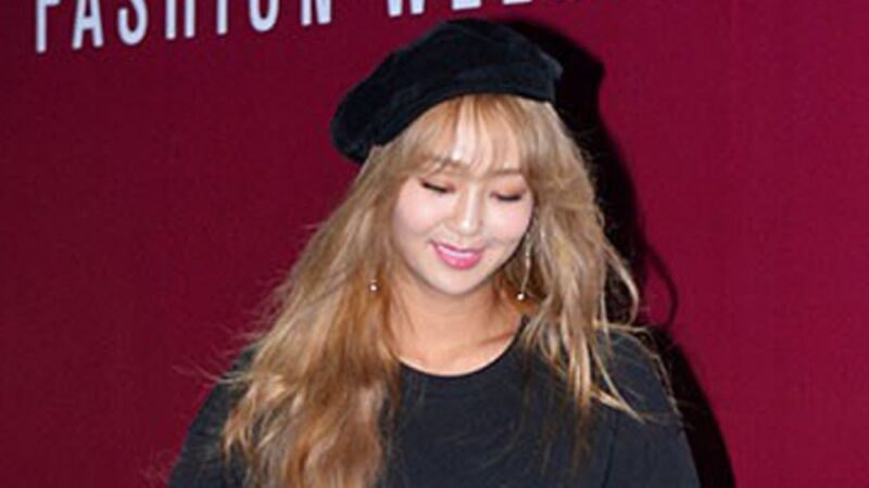 ヒョリン、台湾公演前に救急搬送→9日ぶりに退院 「体調回復中」