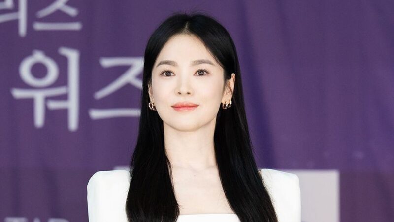 ソン・ヘギョ、水着で夏バカンスを満喫「休息日」