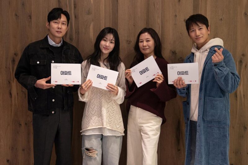 チソン、結婚13年目の「結実」…妻イ・ボヨンとの変わらぬ愛に注目