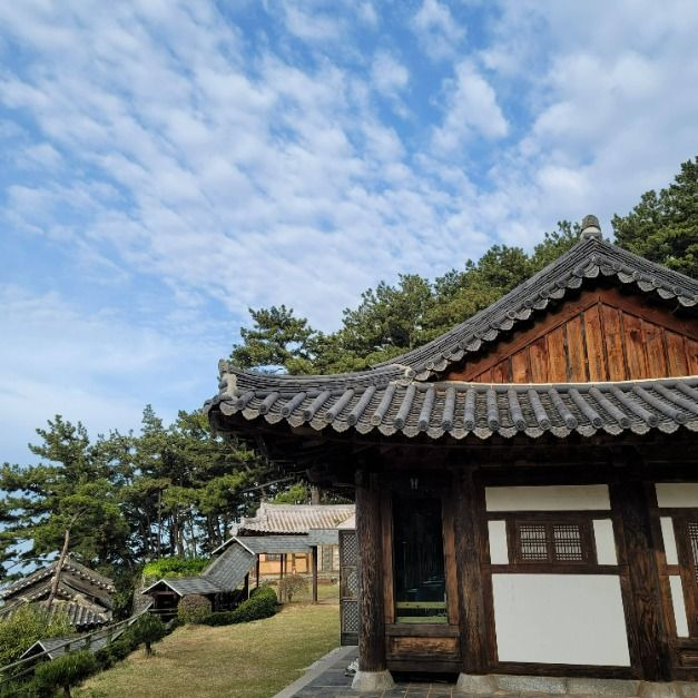 「世界でここだけなんて信じられない」絶景の2km回廊と夕陽に感動の声