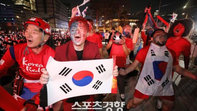 W杯、光化門で再び「テ〜ハミングク」！韓国代表戦の街頭応援開催が決定