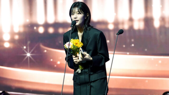 シン・ウンス、「黄金撮影賞」新人女優賞を受賞