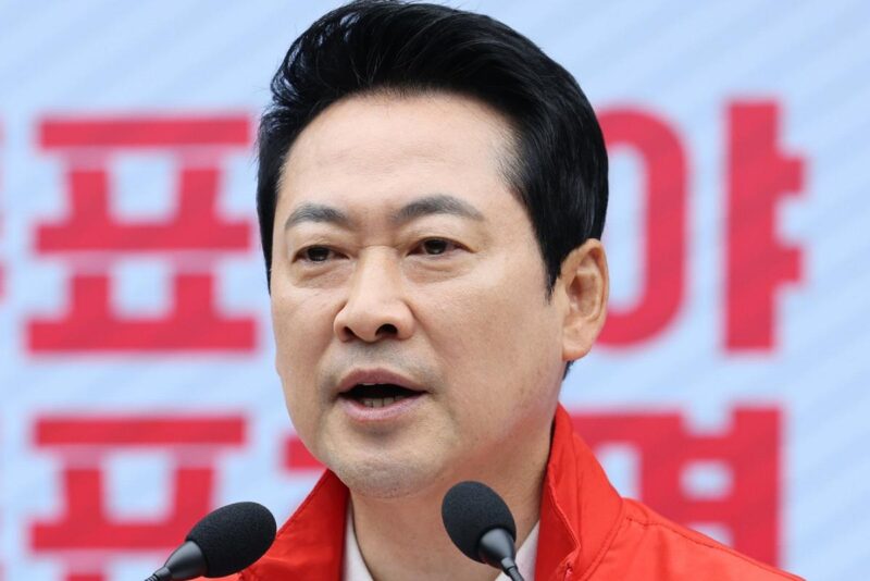 国民の力・張東赫氏、逆風直撃…崖っぷちに追い込まれる
