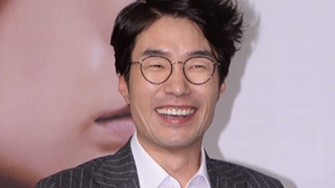 故송영규、Netflix1位『鉄槌教師』で見せた名演技…逝去10か月の遺作に惜しむ声