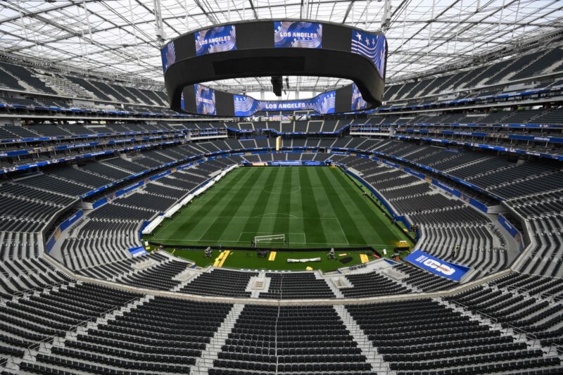W杯開幕直前に回避…LAスタジアム、労使が暫定合意に到達
