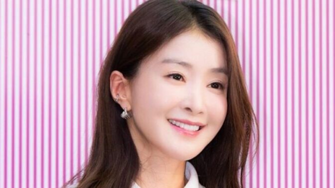 「シングルマザー」イ・シヨン、離婚から1年…「新たな出発」を報告