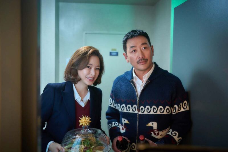 R19指定なのに「露出ゼロ」で6日連続1位!異例のヒットを記録した韓国コメディ映画