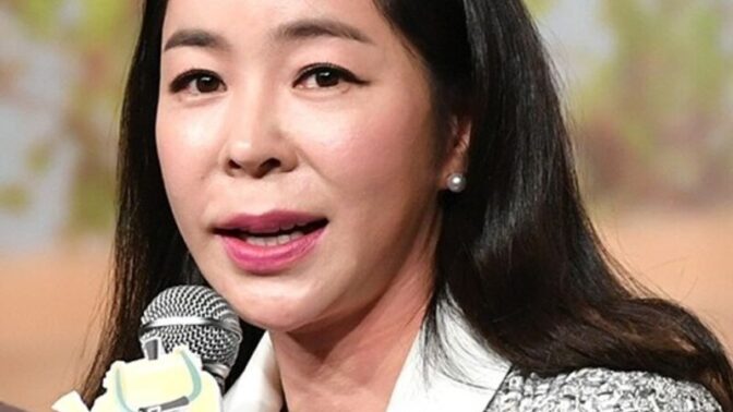 イ・ヘヨン、5年の肺がん闘病…手術痕を公開「私が学んだことはたった一つ」
