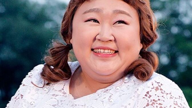 40kg減量成功したのに…ホン・ユンファ「♥キム・ミンギ、こんなに小さくなったのに『なんで重いんだ』って」