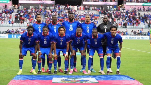 ユニフォームに「戦闘シーン」？ハイチ代表、開幕直前に異例のデザイン変更