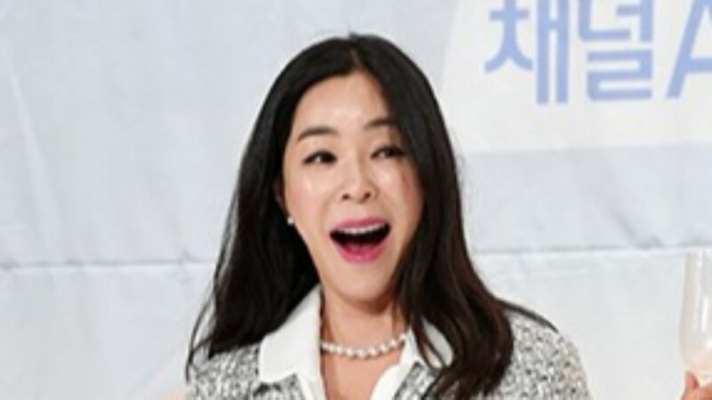 「イ・サンミンと離婚」イ・ヘヨン、義理の娘を初公開→彼氏にも言及…「興奮しなきゃ」