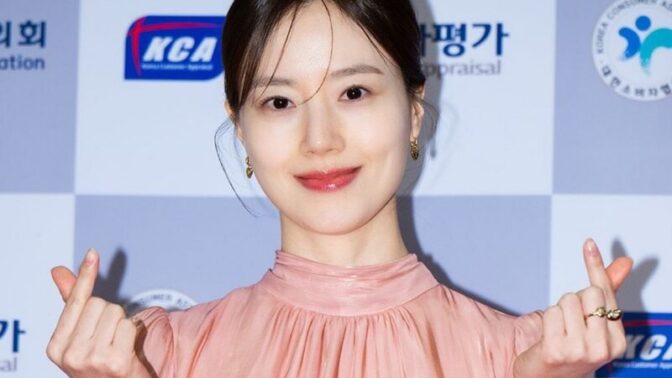 ムン・チェウォン、結婚式前に「自制できない」と悩み告白…非芸能人の彼氏との結婚