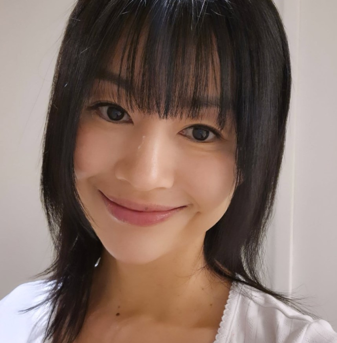 ソ・ユジョン「痩せたでしょ？」小顔際立つ近況ショットに反響