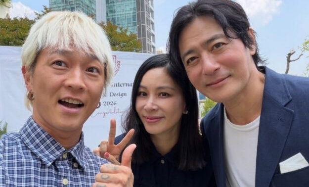 チャン・ドンゴン＆コ・ソヨン、学費2500万円のインターナショナルスクール卒業式に出席