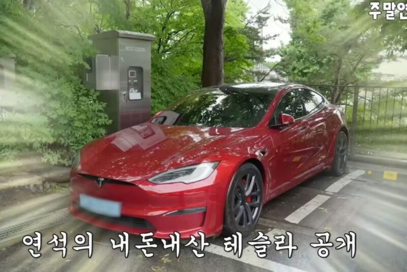 ユ・ヨンソク、ハンドル握らず走行から駐車まで…「代行運転も自動運転で」