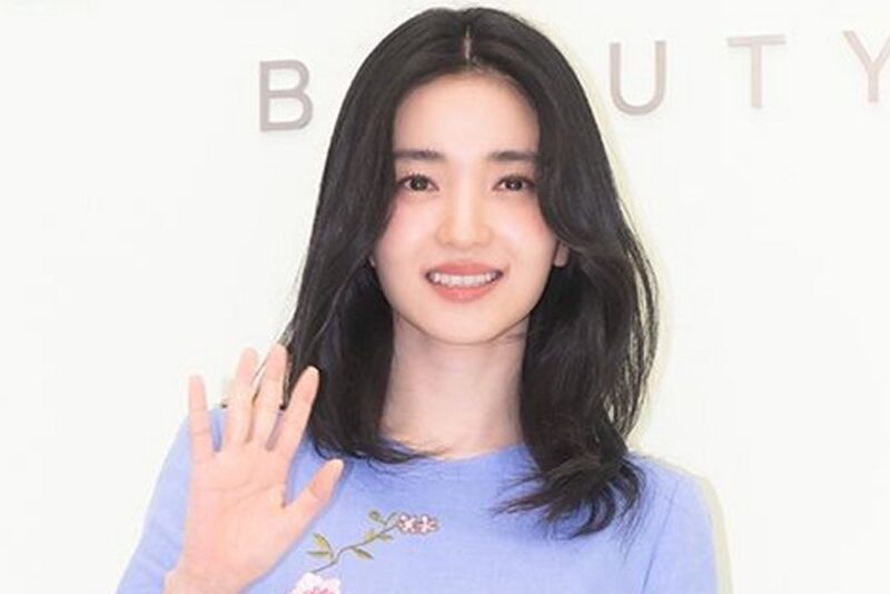 キム・テリ、ガリガリ体型維持の秘訣はサウナ？ 引き締まったボディに注目