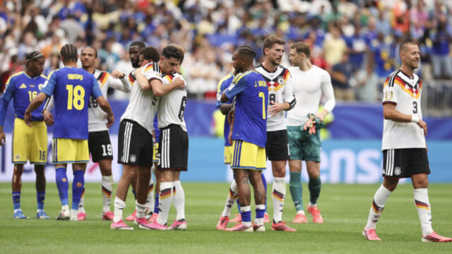 72年ぶりのW杯初戦惨敗、なぜ韓国が引き合いに出されたのか