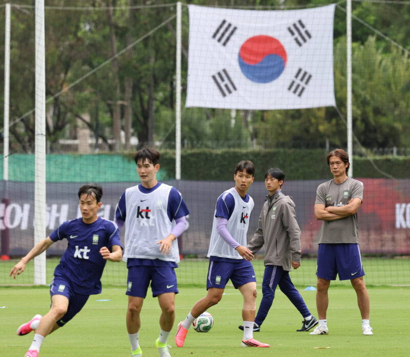 韓国サッカー、悲願達成へ…立ちはだかる「2つの敵」との戦い