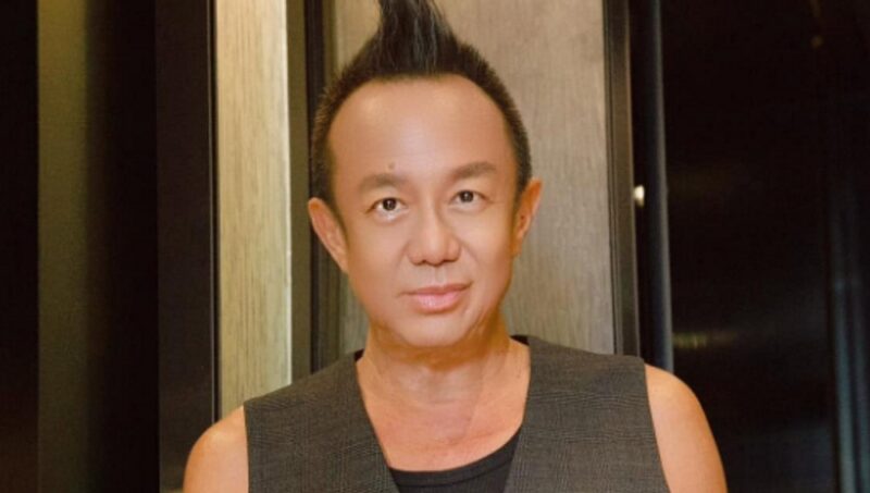 有名男性歌手、死去からわずか2週間→姉たちvs恋人が泥沼の遺産争い勃発