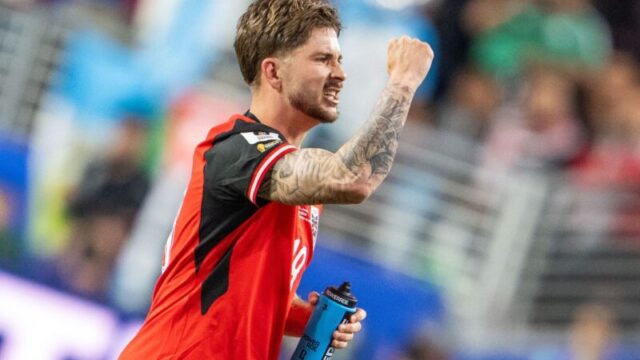 オーストリア、36年ぶりのW杯勝利！ヨルダンに3-1快勝で歴史的白星