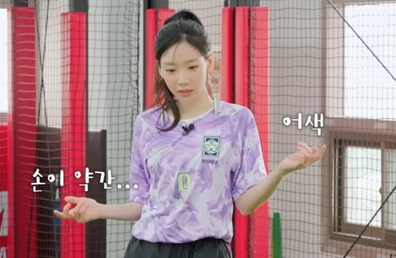 「ゴルバト女」からラブコール受け…テヨン、W杯観戦で“サッカーフリークモード”→“メッシは何を…”