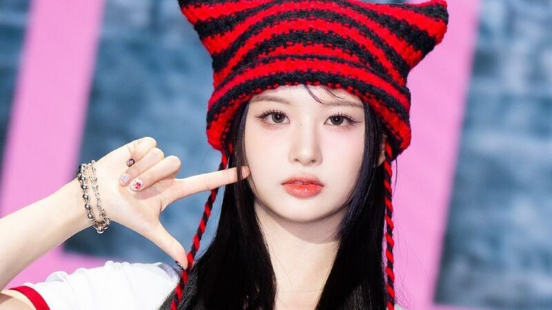 설윤, 허리 통증 여파로…싱가포르 공연은 의자에 앉은 채 진행