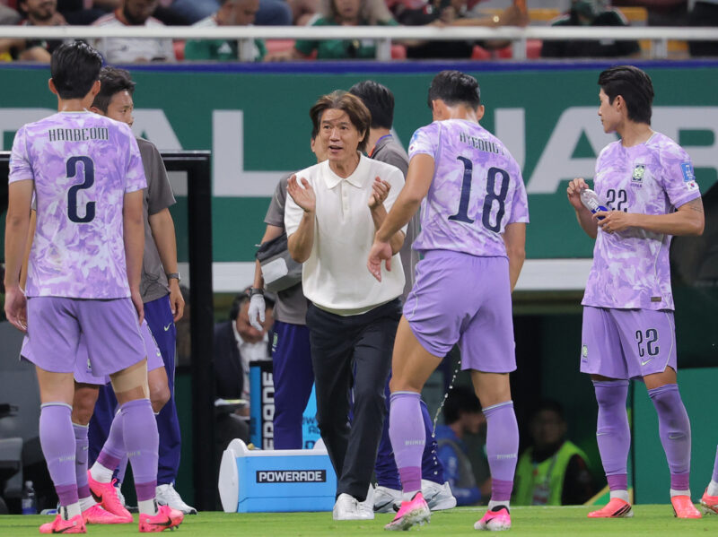 洪明甫監督、惜敗も選手を称賛「我々が主導権を握った、選手たちはよくやった」