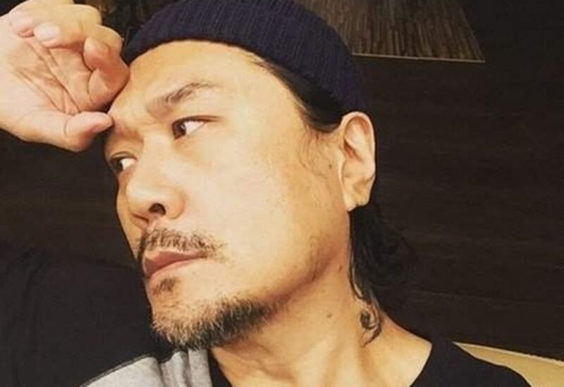 「国が大混乱寸前」…止まらないJKキム・ドンウク、新曲制作中にまた“爆発”