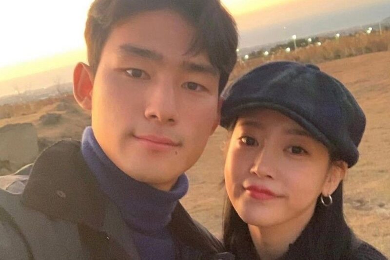 소연, ♥조유민 월드컵 '낙마'에도 멕시코전 시청 인증샷…변함없는 태극기 응원